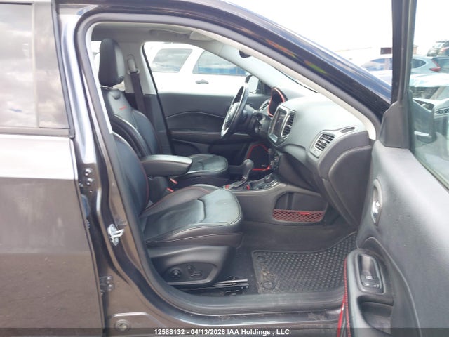 12588132 :رقم المزاد ، 3C4NJDDB1MT568370 vin ، 2021 Jeep Compass Trailhawk مزاد بيع