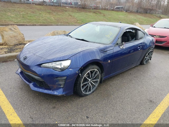 JF1ZNAA16H8709928 Toyota 86 Special Edition