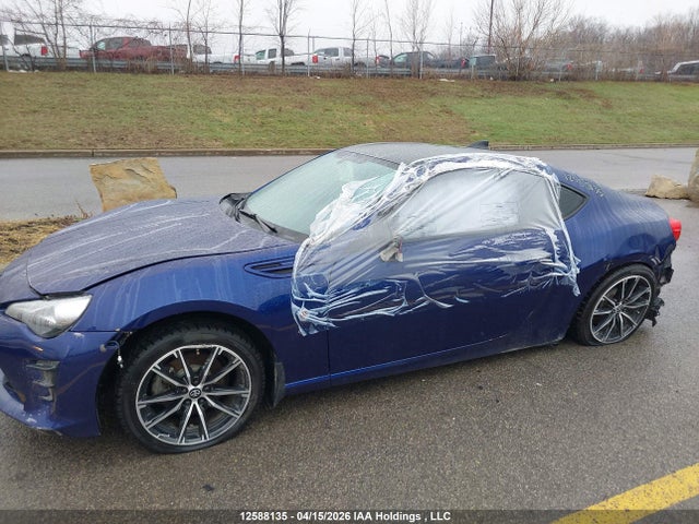 JF1ZNAA16H8709928 Toyota 86 Special Edition