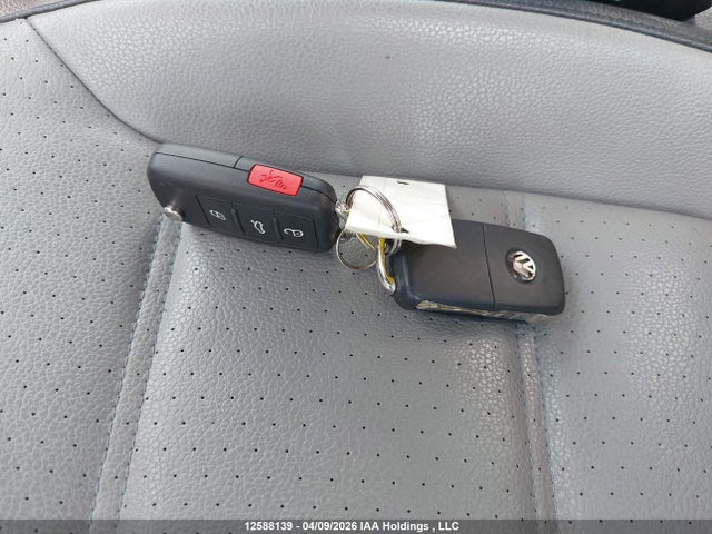 3VW637AJ4GM359664 Volkswagen Jetta Hybrid/sel Premium