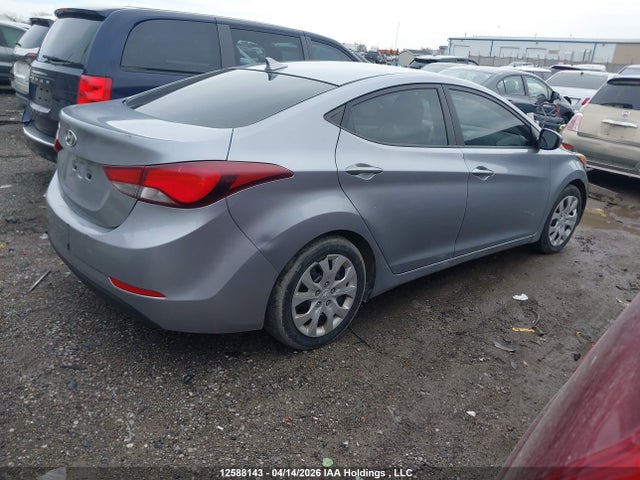 5NPDH4AE9FH621115 Hyundai Elantra Se/sport/limited