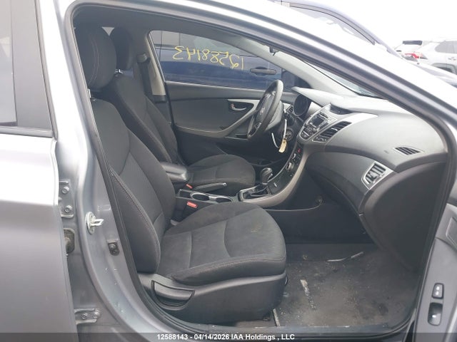 5NPDH4AE9FH621115 Hyundai Elantra Se/sport/limited