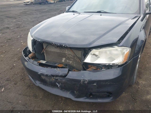 12588204 :رقم المزاد ، 1C3CDZAB1CN217915 vin ، 2012 Dodge Avenger مزاد بيع