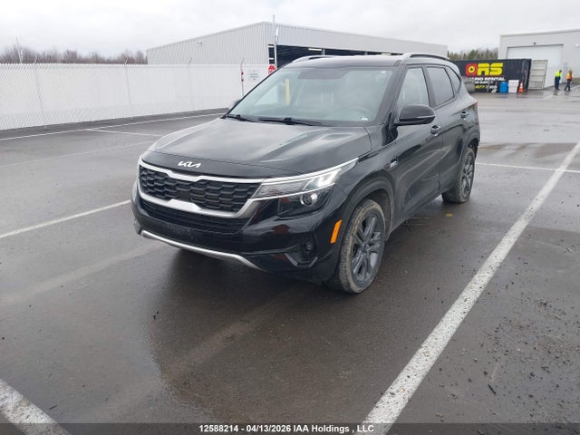 KNDEPCAA7P7426988 KIA Seltos Lx