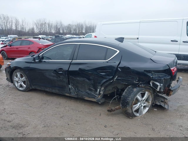 12588233 :رقم المزاد ، 19UDE2F79JA800571 vin ، 2018 Acura Ilx Premium/technology Package مزاد بيع