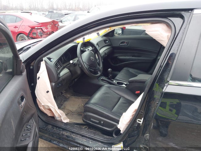 12588233 :رقم المزاد ، 19UDE2F79JA800571 vin ، 2018 Acura Ilx Premium/technology Package مزاد بيع