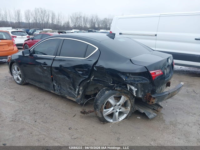 12588233 :رقم المزاد ، 19UDE2F79JA800571 vin ، 2018 Acura Ilx Premium/technology Package مزاد بيع