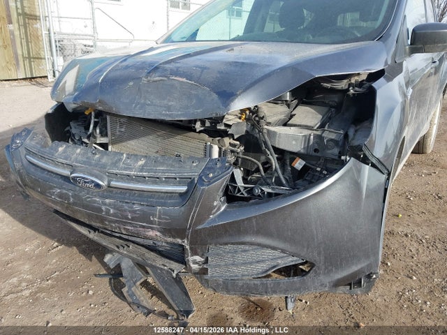 Продажа на аукционе авто 2015 Ford Escape Se, vin: 1FMCU9GX3FUC29617, номер лота: 12588247