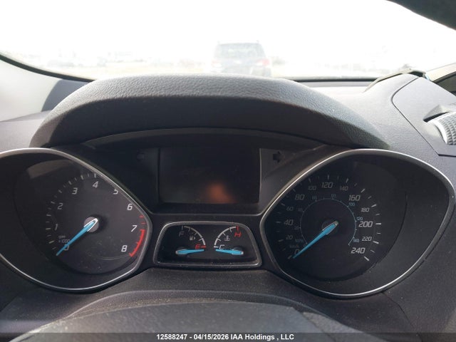Продажа на аукционе авто 2015 Ford Escape Se, vin: 1FMCU9GX3FUC29617, номер лота: 12588247