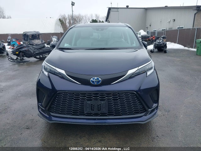 5TDGSKFCXRS141898 Toyota Sienna Xse 7-passenger