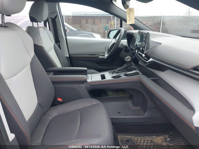 5TDGSKFCXRS141898 Toyota Sienna Xse 7-passenger