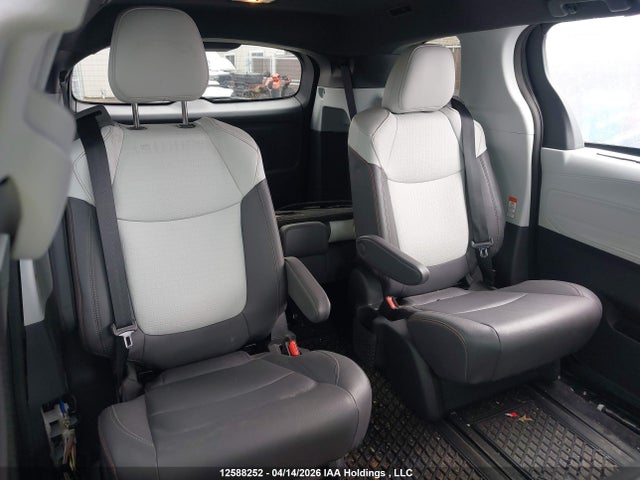 5TDGSKFCXRS141898 Toyota Sienna Xse 7-passenger