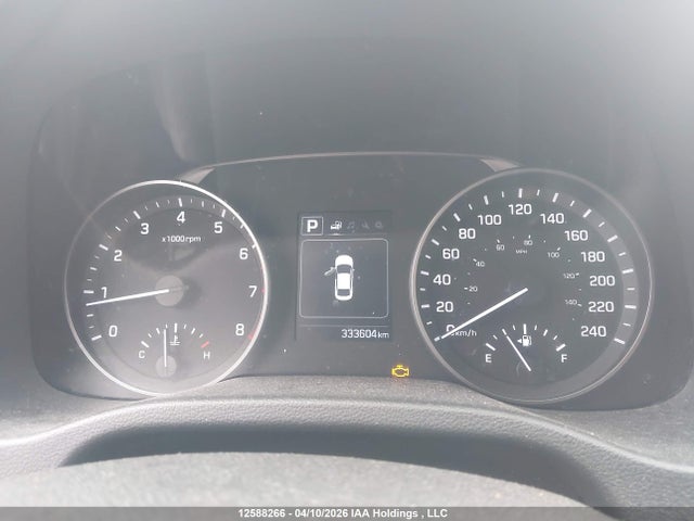 KMHD84LF4JU582501 Hyundai ELANTRA GL