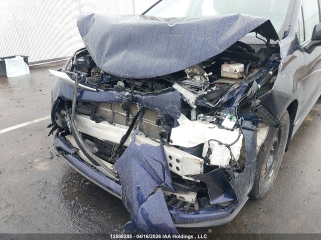 12588285 :رقم المزاد ، 5TDGRKEC4MS050096 vin ، 2021 Toyota Sienna Xse 7-passenger مزاد بيع