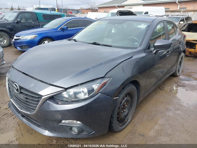 3MZBM1V73FM231888 Mazda 3 TOURING