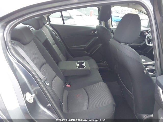 3MZBM1V73FM231888 Mazda 3 TOURING