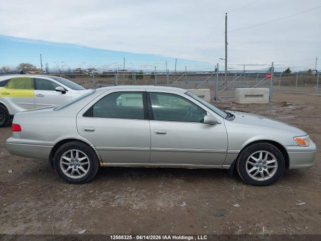 2000 Toyota Camry Ce/le/xle მანქანა იყიდება აუქციონზე, vin: JT2BF22K5Y0276437, აუქციონის ნომერი: 12588325