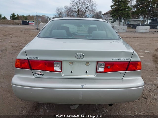 2000 Toyota Camry Ce/le/xle მანქანა იყიდება აუქციონზე, vin: JT2BF22K5Y0276437, აუქციონის ნომერი: 12588325