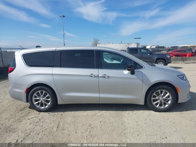 2026 Chrysler Pacifica Limited მანქანა იყიდება აუქციონზე, vin: 2C4RC1GG4TR240430, აუქციონის ნომერი: 12588332
