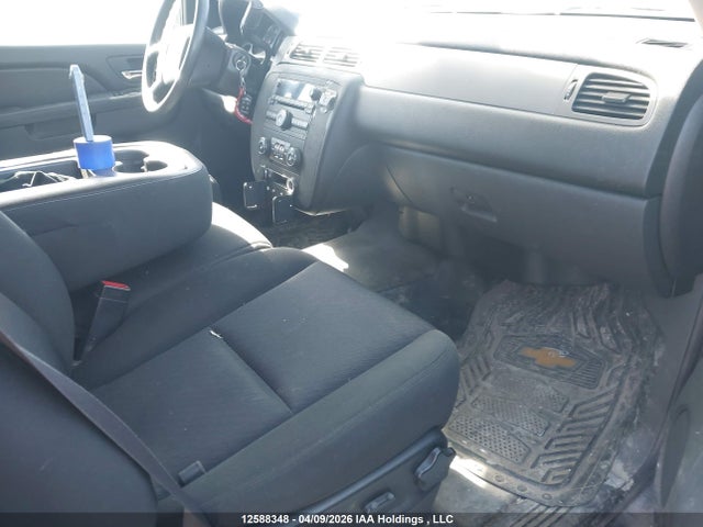 12588348 :رقم المزاد ، 1GNWKLEG2BR388818 vin ، 2011 Chevrolet Suburban K2500 Ls مزاد بيع
