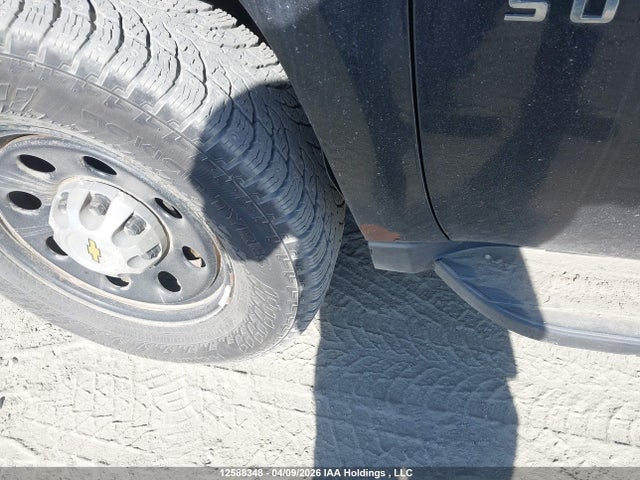 12588348 :رقم المزاد ، 1GNWKLEG2BR388818 vin ، 2011 Chevrolet Suburban K2500 Ls مزاد بيع