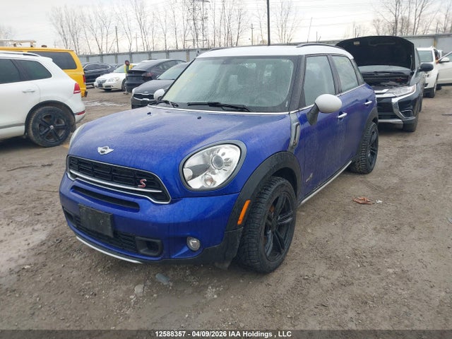 Mini Cooper S Countryman 2015 WMWZC5C57FWP49058 Image 2