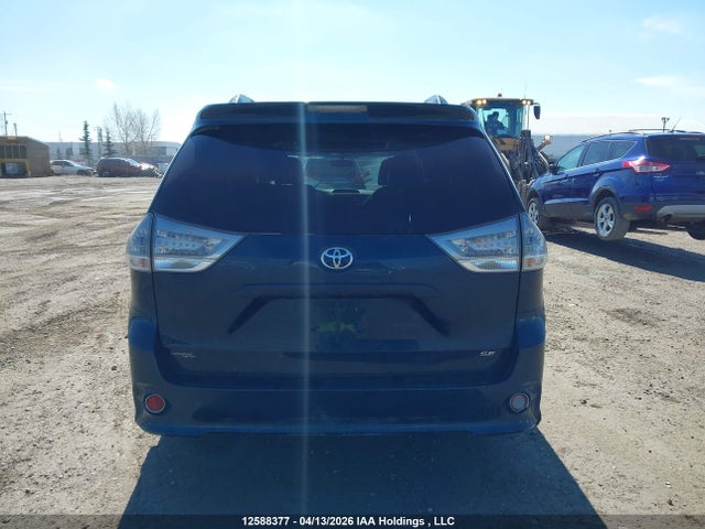 2012 Toyota Sienna Se 8 Passenger მანქანა იყიდება აუქციონზე, vin: 5TDXK3DC7CS178536, აუქციონის ნომერი: 12588377