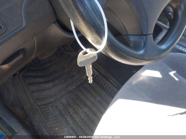 12588401 :رقم المزاد ، KMHDN45D24U879839 vin ، 2004 Hyundai Elantra Gl/ve مزاد بيع