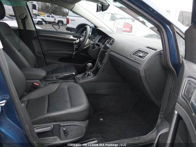 3VWG57AUXMM010688 Volkswagen Golf