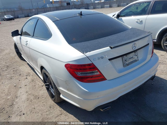 Aukcja sprzedaży 2012 Mercedes-benz C 350, vin: WDDGJ5HB8CF821661, numer aukcji: 12588404