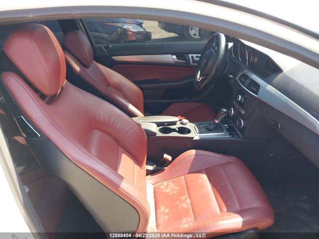 Aukcja sprzedaży 2012 Mercedes-benz C 350, vin: WDDGJ5HB8CF821661, numer aukcji: 12588404
