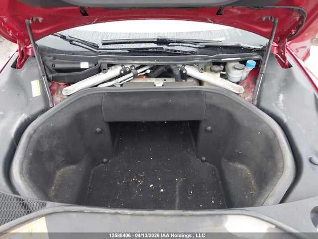 Продажа на аукционе авто 2014 Tesla Model S, vin: 5YJSA1H16EFP38421, номер лота: 12588406