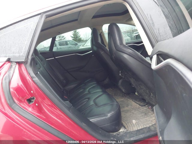 Продажа на аукционе авто 2014 Tesla Model S, vin: 5YJSA1H16EFP38421, номер лота: 12588406
