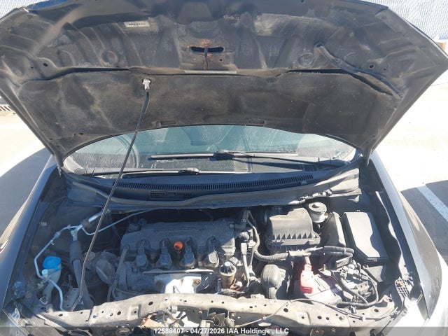 Продажа на аукционе авто 2015 Honda Civic Lx, vin: 2HGFB2F45FH053972, номер лота: 12588407