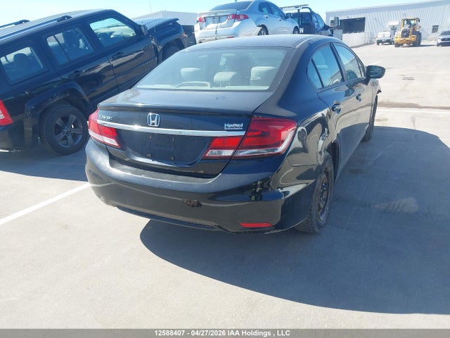 Продажа на аукционе авто 2015 Honda Civic Lx, vin: 2HGFB2F45FH053972, номер лота: 12588407