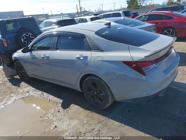 KMHLM4AG1NU245650 Hyundai Elantra Preferred Ivt