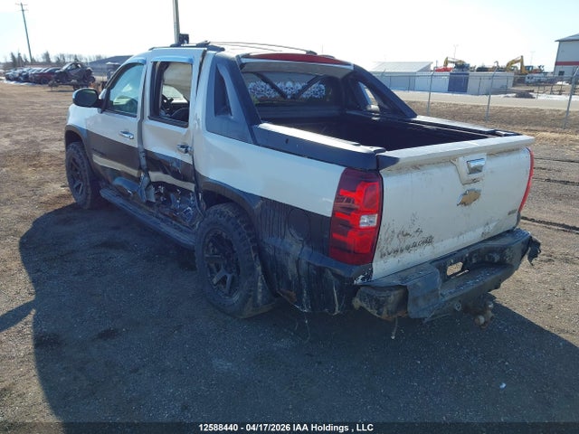 2011 Chevrolet Avalanche 1500 Ltz მანქანა იყიდება აუქციონზე, vin: 3GNTKGE3XBG349918, აუქციონის ნომერი: 12588440