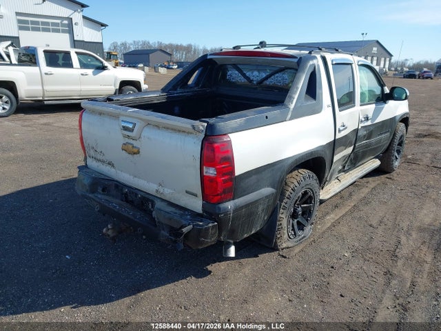 2011 Chevrolet Avalanche 1500 Ltz მანქანა იყიდება აუქციონზე, vin: 3GNTKGE3XBG349918, აუქციონის ნომერი: 12588440