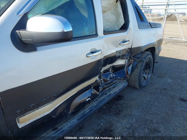 2011 Chevrolet Avalanche 1500 Ltz მანქანა იყიდება აუქციონზე, vin: 3GNTKGE3XBG349918, აუქციონის ნომერი: 12588440