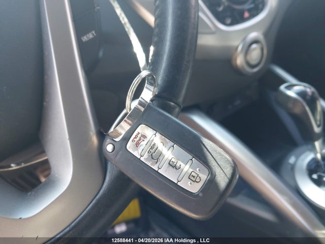 12588441 :رقم المزاد ، KMHTC6AD0DU105348 vin ، 2013 Hyundai Veloster Tech مزاد بيع
