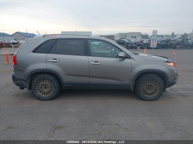 12588442 :رقم المزاد ، 5XYKTDA29CG288669 vin ، 2012 Kia Sorento Lx مزاد بيع