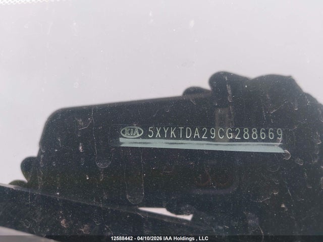 12588442 :رقم المزاد ، 5XYKTDA29CG288669 vin ، 2012 Kia Sorento Lx مزاد بيع