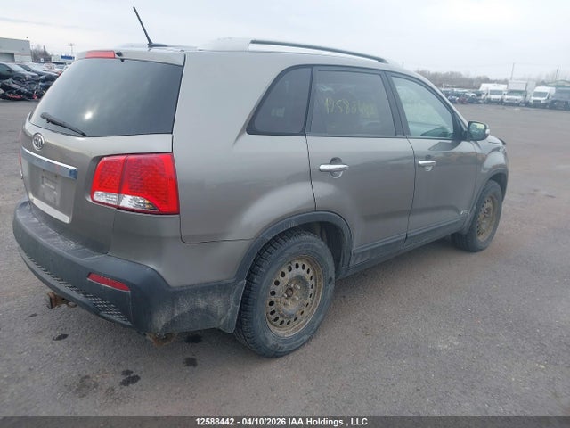 12588442 :رقم المزاد ، 5XYKTDA29CG288669 vin ، 2012 Kia Sorento Lx مزاد بيع