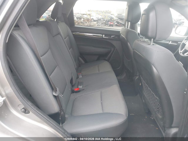 12588442 :رقم المزاد ، 5XYKTDA29CG288669 vin ، 2012 Kia Sorento Lx مزاد بيع
