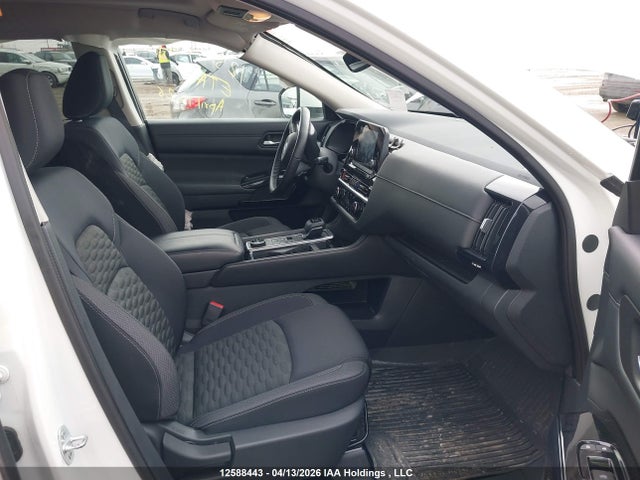 Продаж на аукціоні авто 2022 Nissan Pathfinder Sv, vin: 5N1DR3BE1NC217611, номер лоту: 12588443