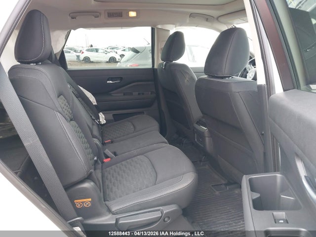 Продаж на аукціоні авто 2022 Nissan Pathfinder Sv, vin: 5N1DR3BE1NC217611, номер лоту: 12588443