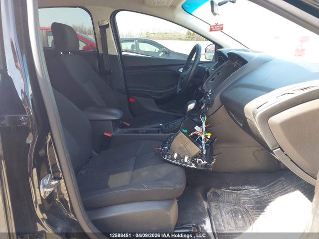 1FADP3K21HL326287 Ford FOCUS SE