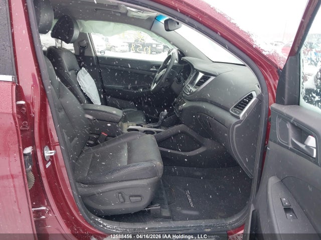2016 Hyundai Tucson Limited მანქანა იყიდება აუქციონზე, vin: KM8J3CA26GU046718, აუქციონის ნომერი: 12588456
