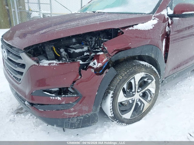 2016 Hyundai Tucson Limited მანქანა იყიდება აუქციონზე, vin: KM8J3CA26GU046718, აუქციონის ნომერი: 12588456