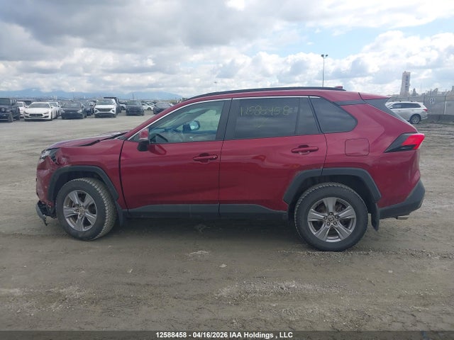2022 Toyota Rav4 Xle მანქანა იყიდება აუქციონზე, vin: 2T3R1RFV0NW249767, აუქციონის ნომერი: 12588458